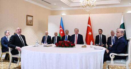 XİN Azərbaycan, Türkiyə və Pakistan liderlərinin Astana görüşü ilə bağlı bəyanat yaydı