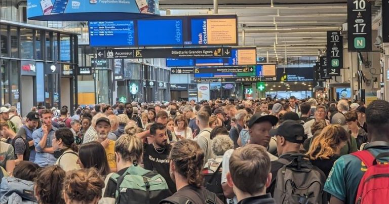 Fransada Yay Olimpiya Oyunları zamanı TƏXRİBAT: 800 min sərnişin yollarda qaldı – FOTO