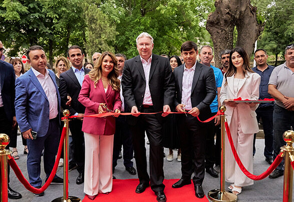 Bakcell Şuşada yeni mağazasını təqdim etdi!