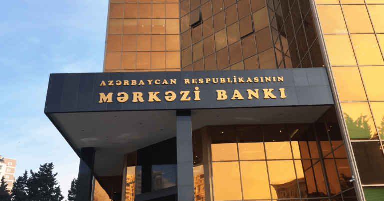 Mərkəzi Bank “Paşa Bank”ın vəzifəli şəxsini cərimələdi