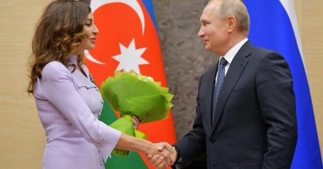 Vladimir Putin Mehriban Əliyevanı təbrik etdi