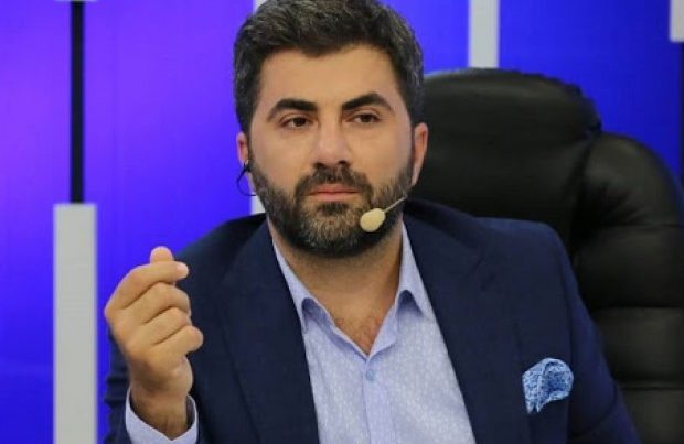 Zaur müğənnilərə SÖZ ATDI: “Mahnılarınız düşəndə trend yaxşı olur, düşməyəndə pis?”