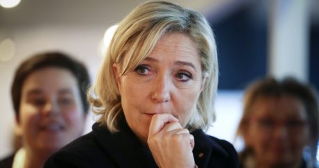 Le Pen yeni Fransa hökumətinə 10 ay vaxt verdi