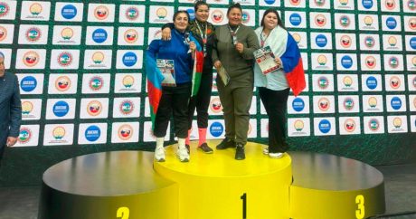 Təmsilçimiz kəmər güləşi üzrə dünya çempionatında gümüş medal qazandı