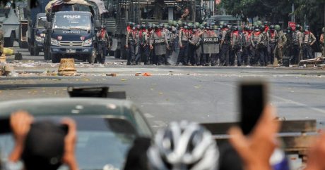 Myanmada dörd il davam edən fövqəladə vəziyyət rejimi yenə uzadıldı