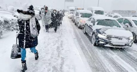 İstanbulda qar xəbərdarlığı: Bəzi uçuşlar ləğv edildi