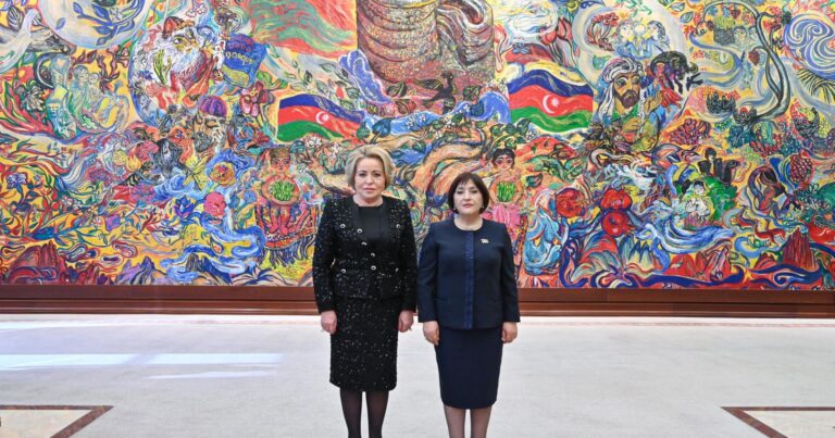 Sahibə Qafarova Matviyenko ilə görüşdü