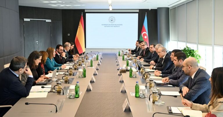 Azərbaycanla İspaniya arasında Strateji İqtisadi Dialoqun 1-ci iclası keçirildi